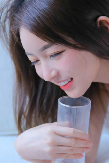 她在丈夫面前被要了